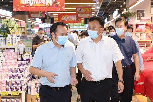 江苏省副省长胡广杰调研华润苏果食品安全工作