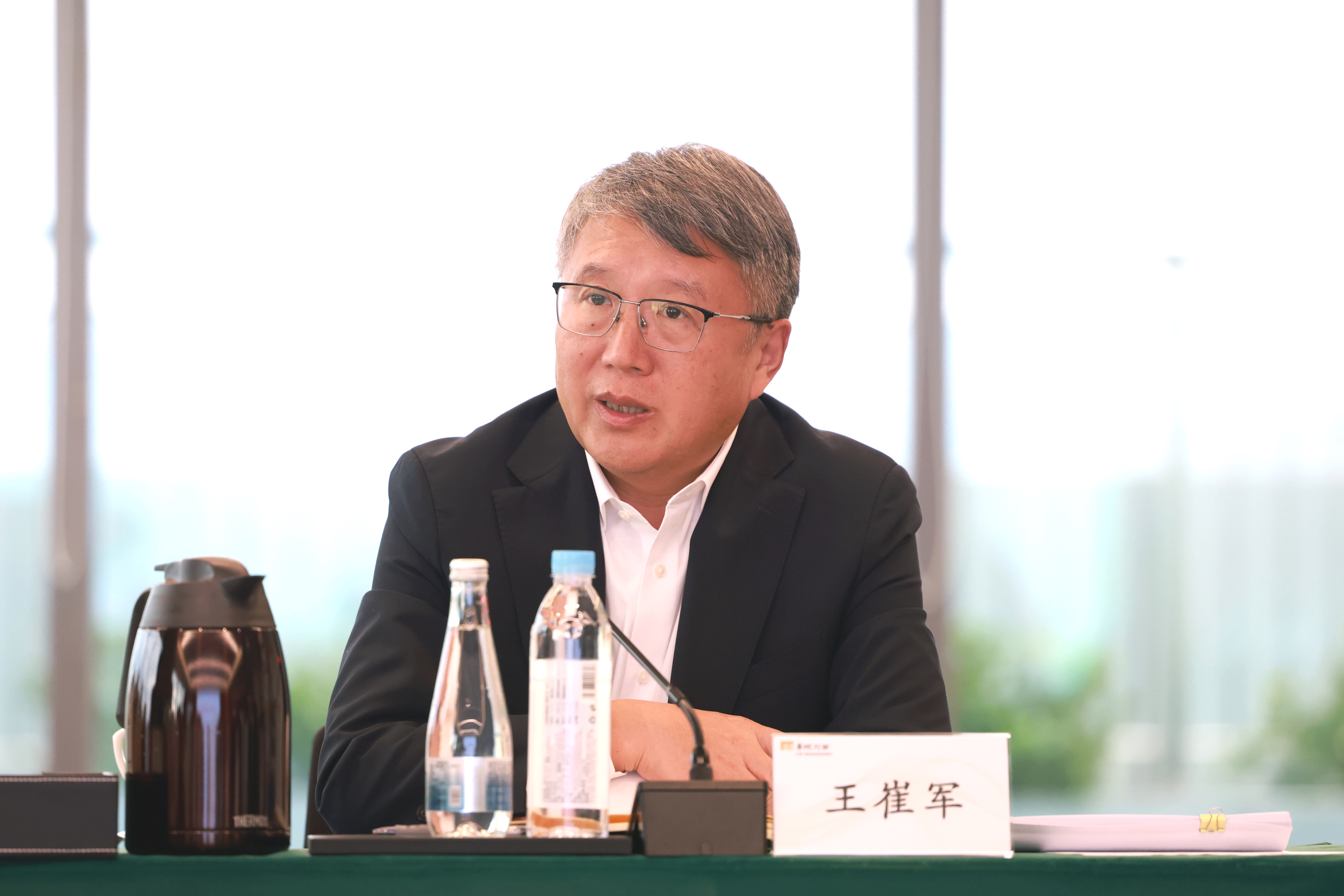 王崔军总经理到华润万家调研