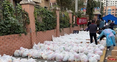 华润万家保供应即刻出发，“小分子”守护城市“大平安”！